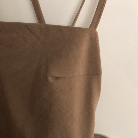 Tan backless asymmetric dress - Picture 9 of 9